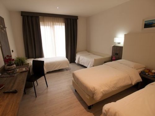 Hotel Le Soleil Challand-Saint-Anselme Buitenkant foto
